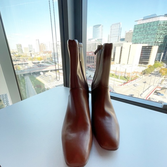 Franco Sarto Talfer Bootie Scandinavian Tan Minimalist Ankle Boots Size 9.5 - Picture 5 of 6